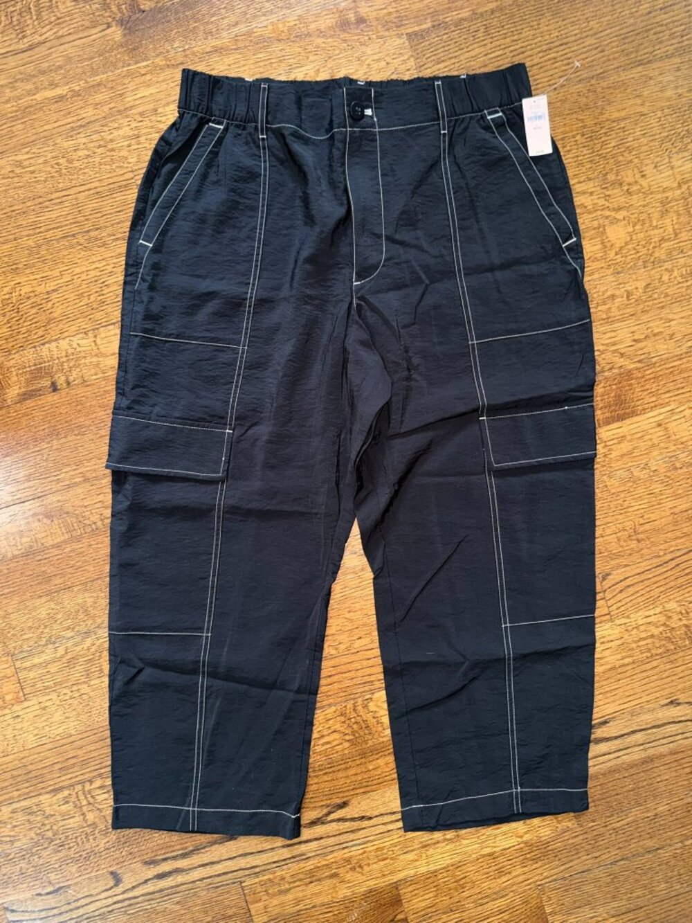 NWT Gap Mid Rise Cargo Pants